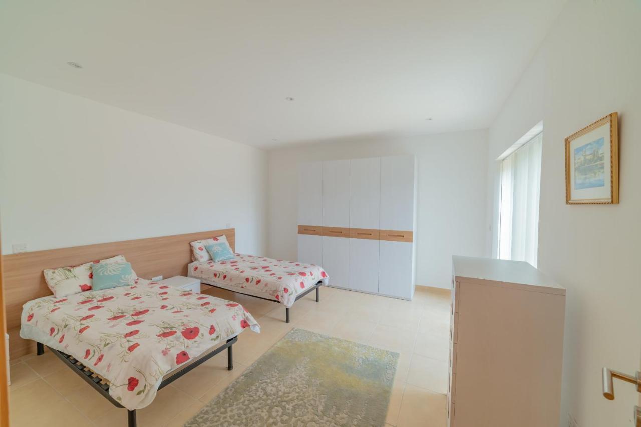 Luxury Seaview & Pool-Hosted By Sweetstay Mellieha Exterior foto